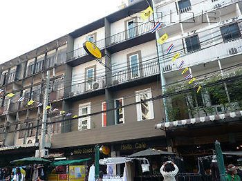 Hello Guest House Bangkok Bagian luar foto