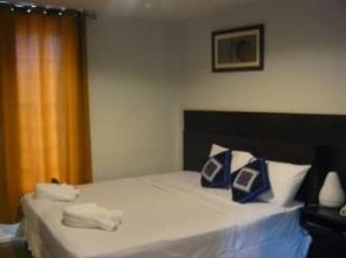 Hello Guest House Bangkok Bagian luar foto
